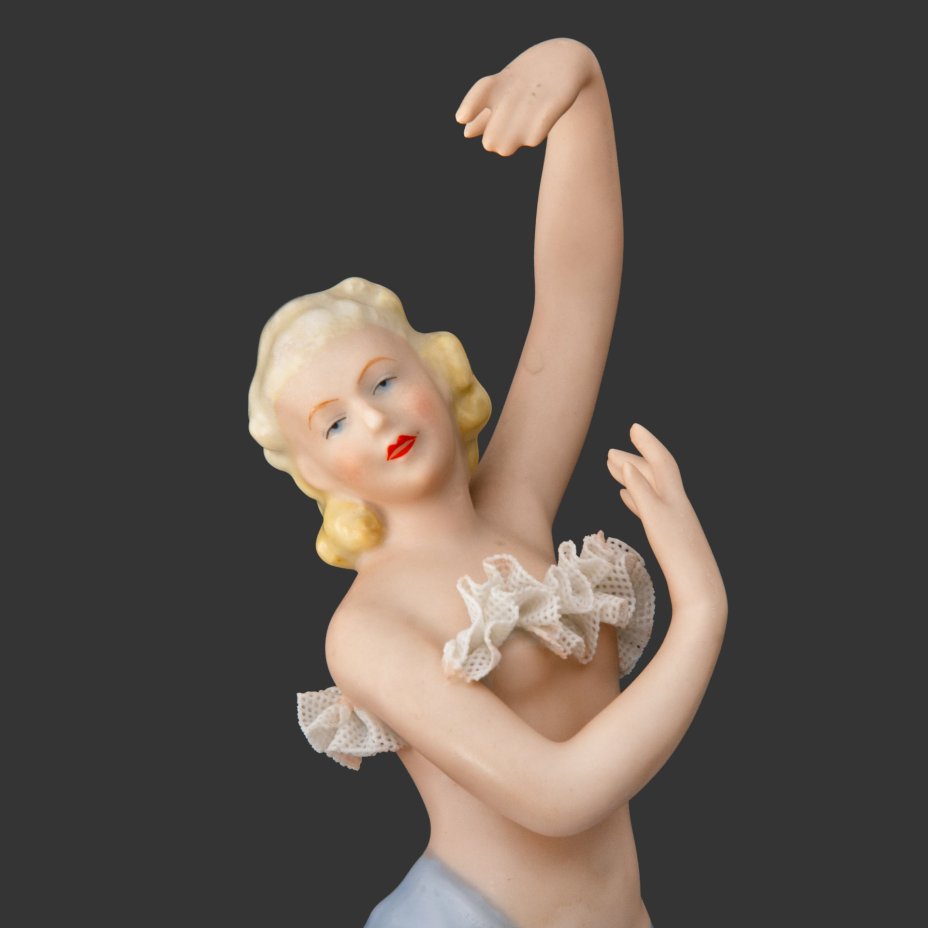 Статуэтка "Танцовщица в голубой юбке", фарфор, кружевной фарфор, роспись, золочение, Gerold Porzellan, Bavaria, Германия, 1937-1950 гг.