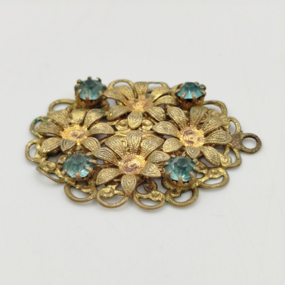 Подвеска в стиле ретро в виде цветов золотистого оттенка с голубыми вставками