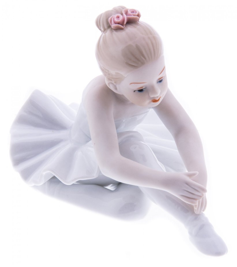 Статуэтка "Балерина",фарфор, глазурь, роспись,Китай, 2000-2010 гг.