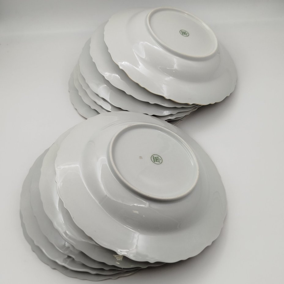 Набор из 11-ти суповых тарелок с декором в виде полевых цветов, фарфор, деколь, золочение, Kahla, ГДР, 1960-1990 гг.