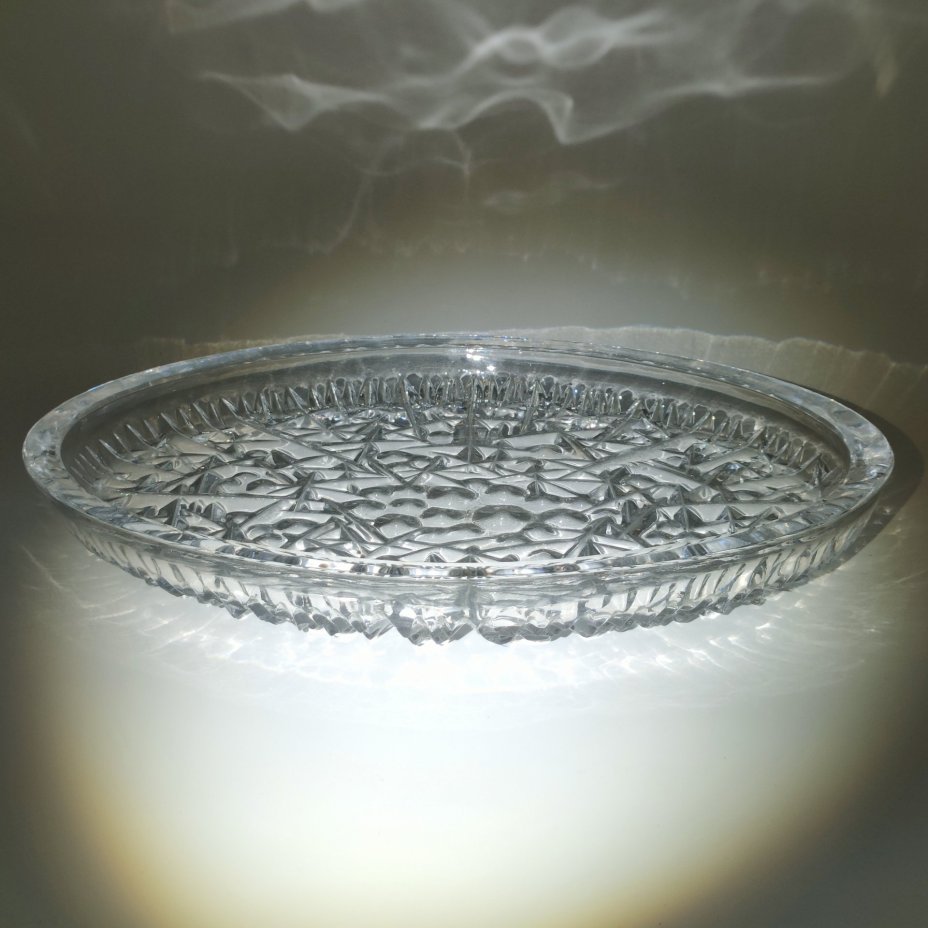 Блюдо сервировочное овальной формы "Космос", автор Л.Д. Смирнова, хрусталь, пресс, Ленинградский завод художественного стекла (ЛЗХС), СССР, 1960-1980 гг.