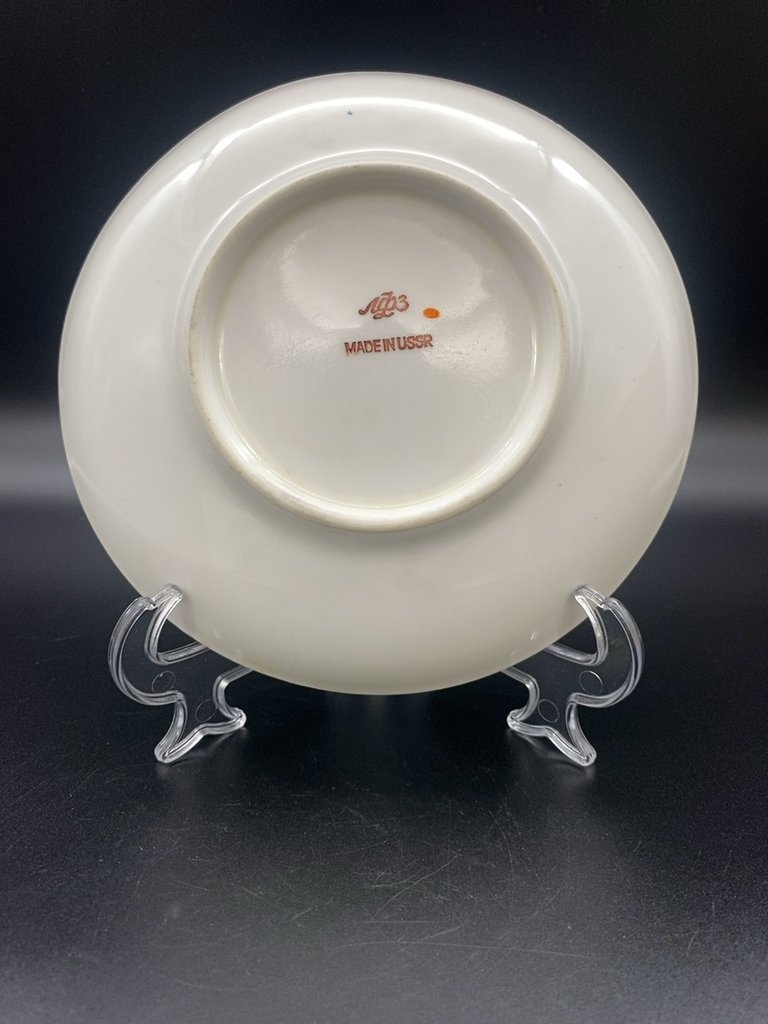 Десертная тарелка, фарфор, Ленинградский фарфоровый завод (ЛФЗ), СССР, 1970-1980 гг., Ленинградский фарфоровый завод (ЛФЗ)