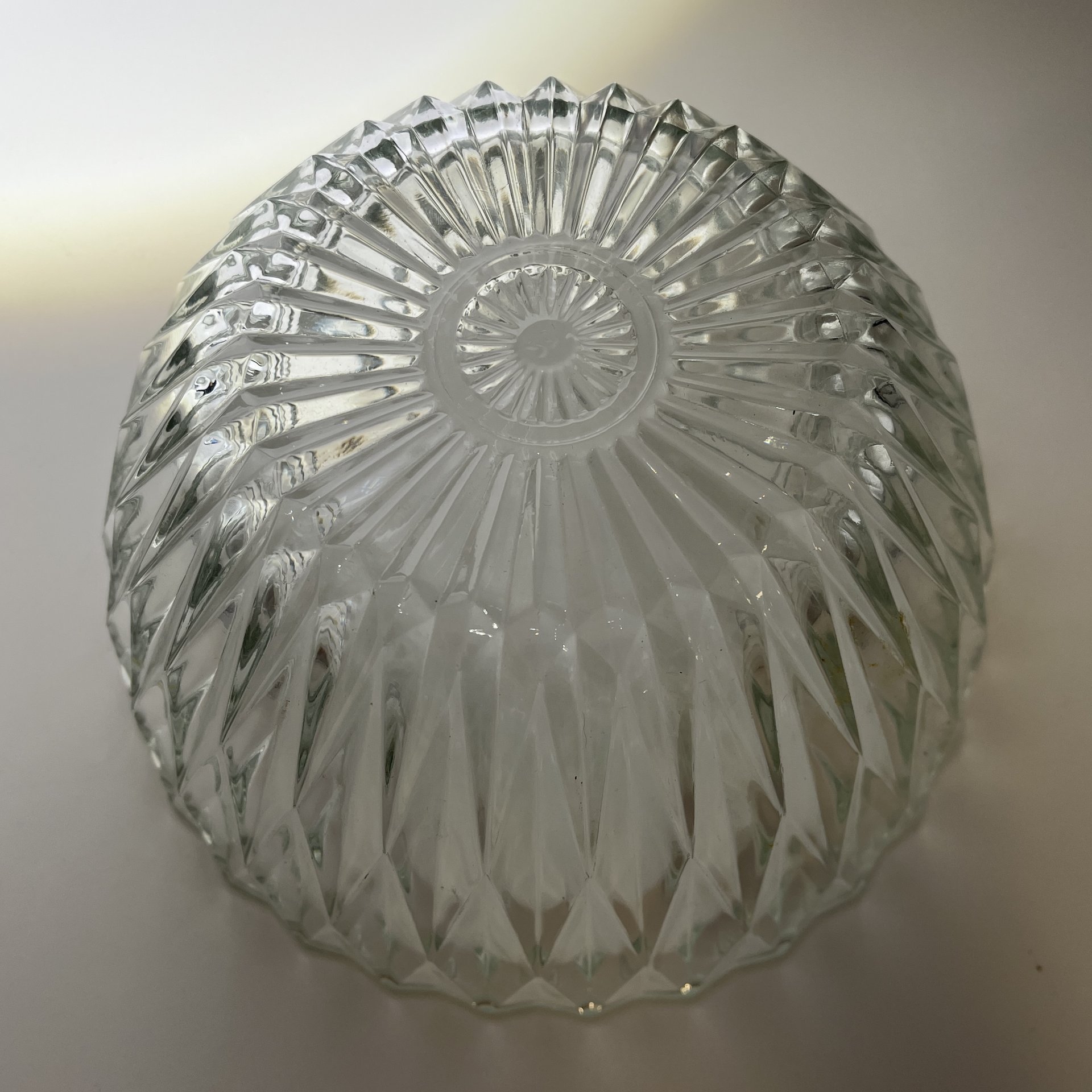 Салатник (фруктовница) с рельефным декором, стекло, СССР, 1970-1990 гг.