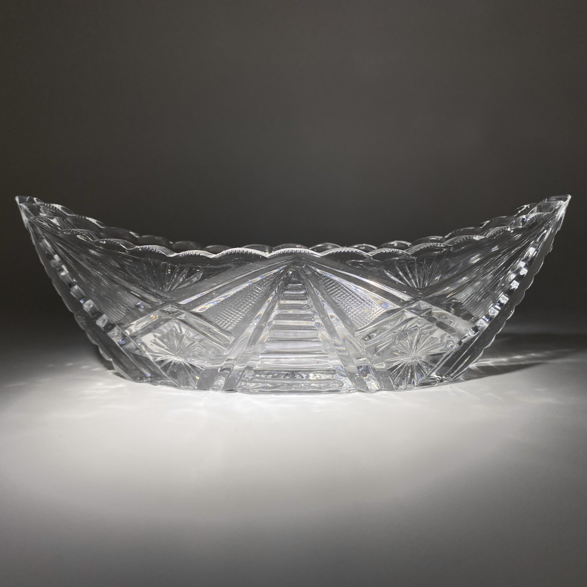 Ваза (конфетница) в форме ладьи, хрусталь, СССР, 1970-1990 гг.