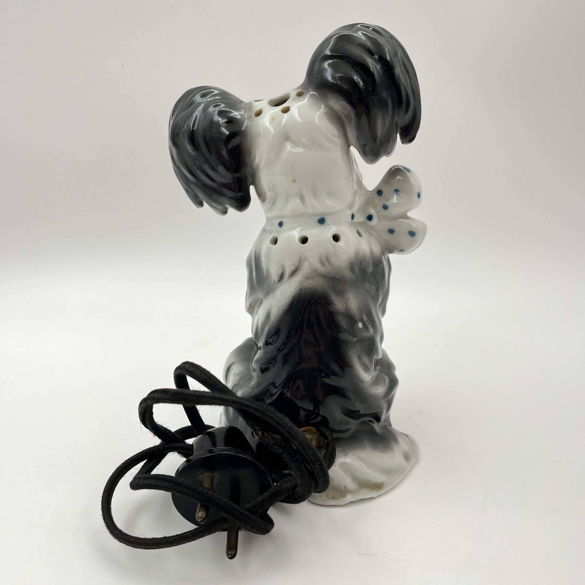 Светильник-ночник "Терьер" ("Собака"), фарфор, роспись, композитный материал, Heinz & Co., Германия, 1951-1972 гг.