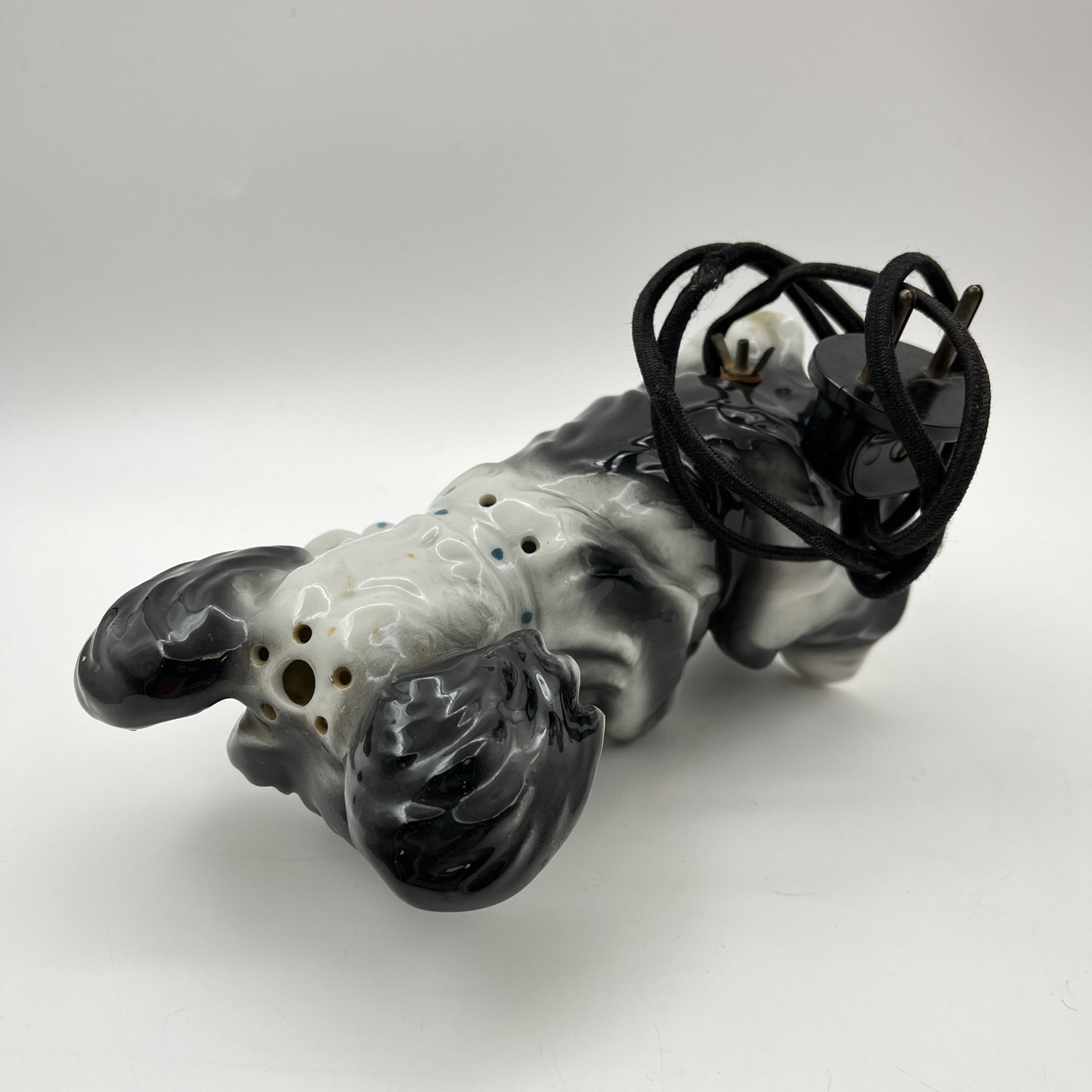 Светильник-ночник "Терьер" ("Собака"), фарфор, роспись, композитный материал, Heinz & Co., Германия, 1951-1972 гг.