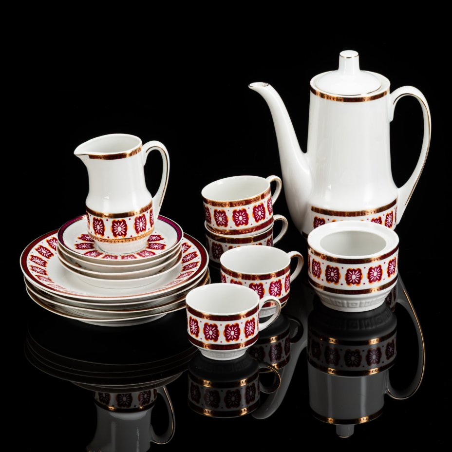 Сервиз кофейный с цветочным декором на 4 персоны (15 предметов), фарфор, деколь, золочение, Cmielow, Польша, 1950-1970 гг.