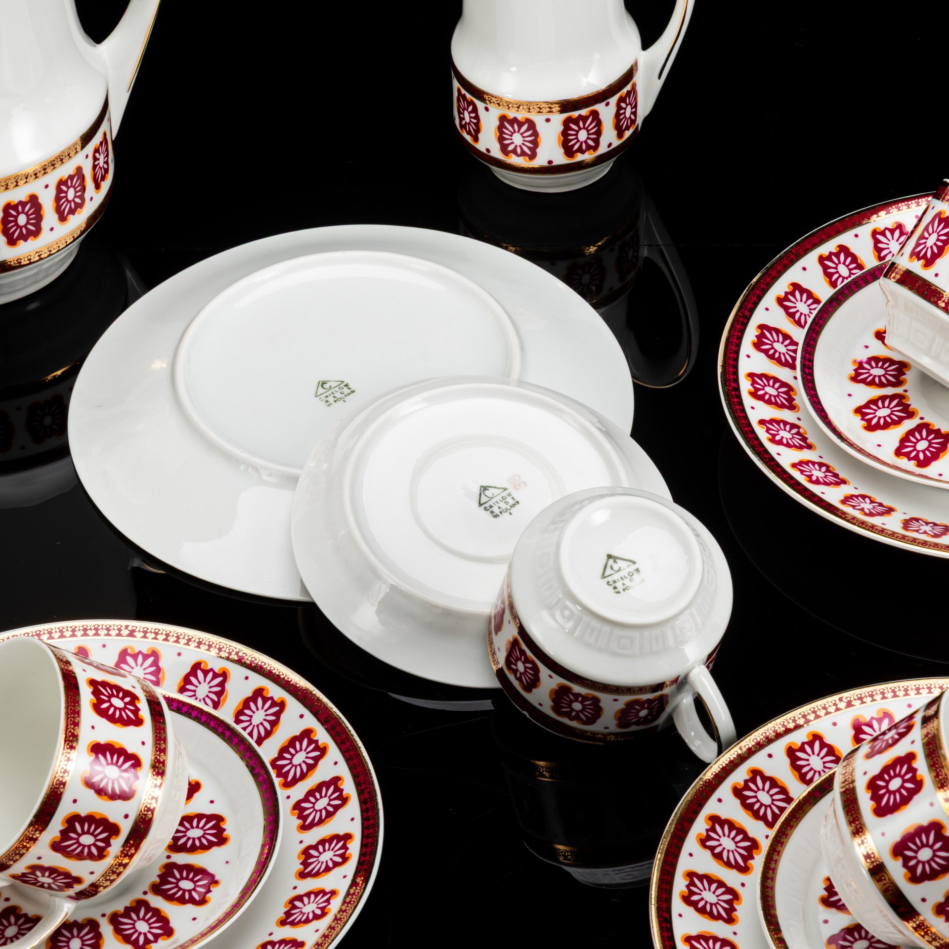 Сервиз кофейный с цветочным декором на 4 персоны (15 предметов), фарфор, деколь, золочение, Cmielow, Польша, 1950-1970 гг.