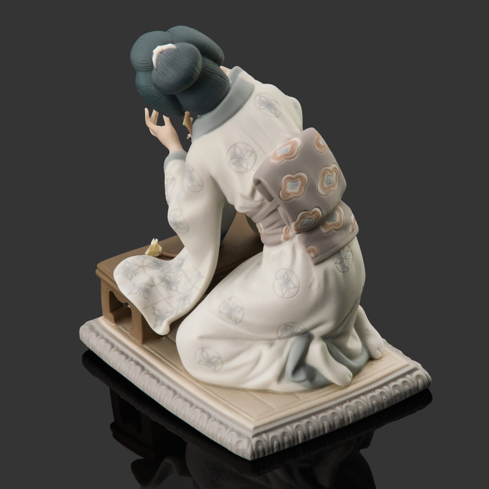 Статуэтка "Японка с сакурой", скульптор Vincente Martinez, фарфор, роспись, Lladro, Испания, 1973-1997 гг.