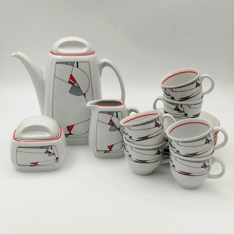 Сервиз кофейный на 6 персон, украшенный геометрическим декором (15 предметов), фарфор, деколь, Германия, 1973-1977 гг.