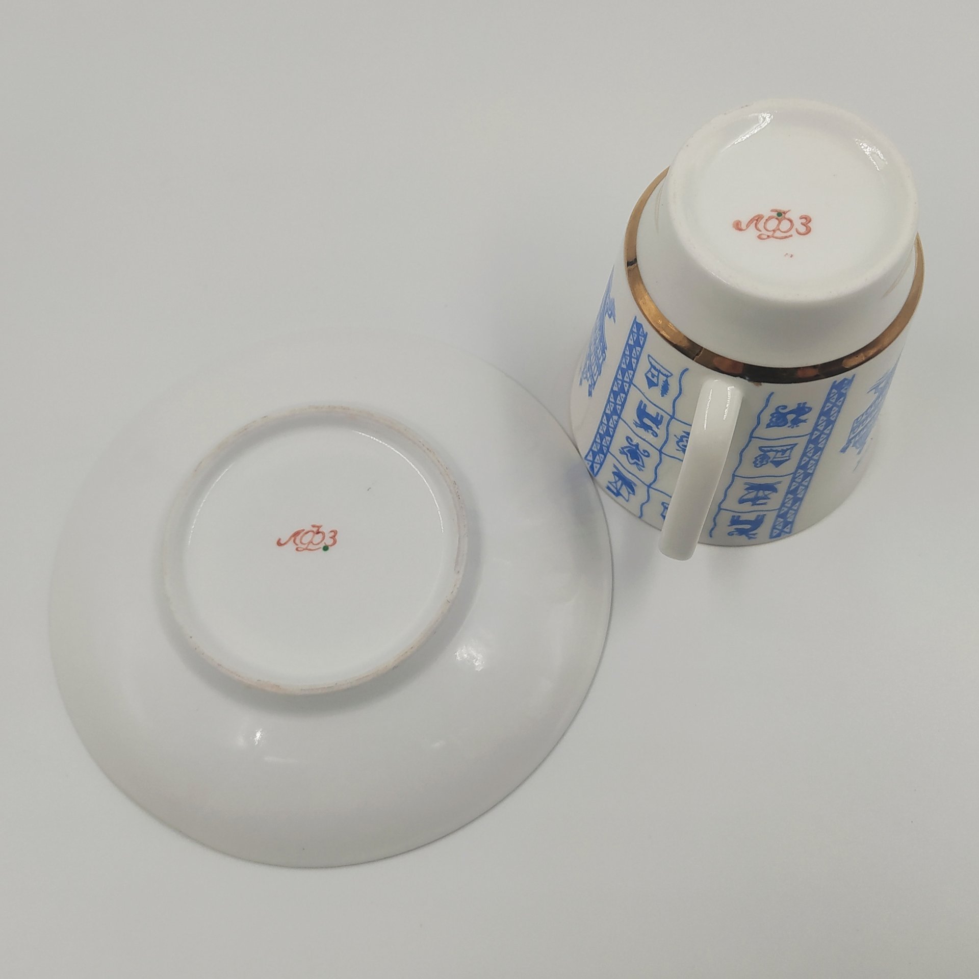 Пара кофейная "Каравелла", фарфор, деколь, золочение, Ленинградский фарфоровый завод (ЛФЗ), СССР, 1970-1992 гг.