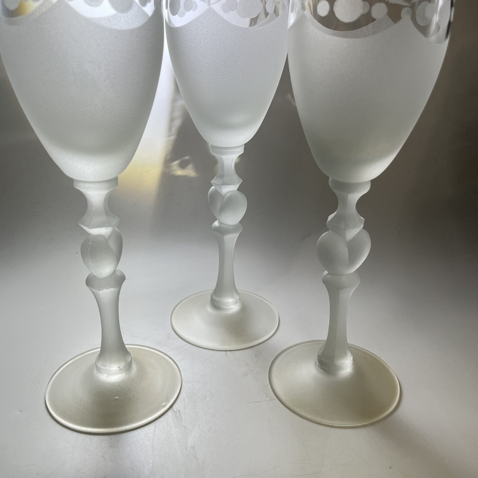 Набор из 3 бокалов с цветочным декором, стекло, Россия, 2010-2020 гг.