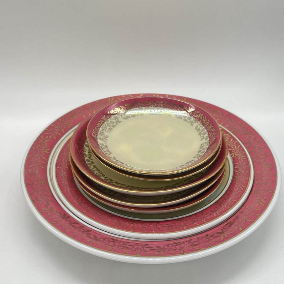Набор для подачи из 5 блюдец и 2 тарелок, фарфор, деколь, золочение, люстр, Fortuna Eisenberg, ГДР, 1960-1976 гг.