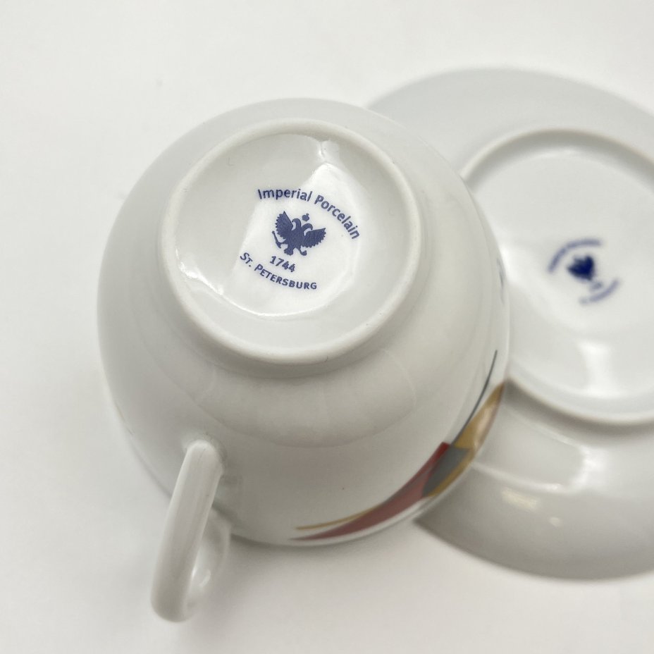 Пара чайная "Росгосстрах" в стиле супрематизма (по мотивам произведений Н.М. Суетина), в оригинальной коробке