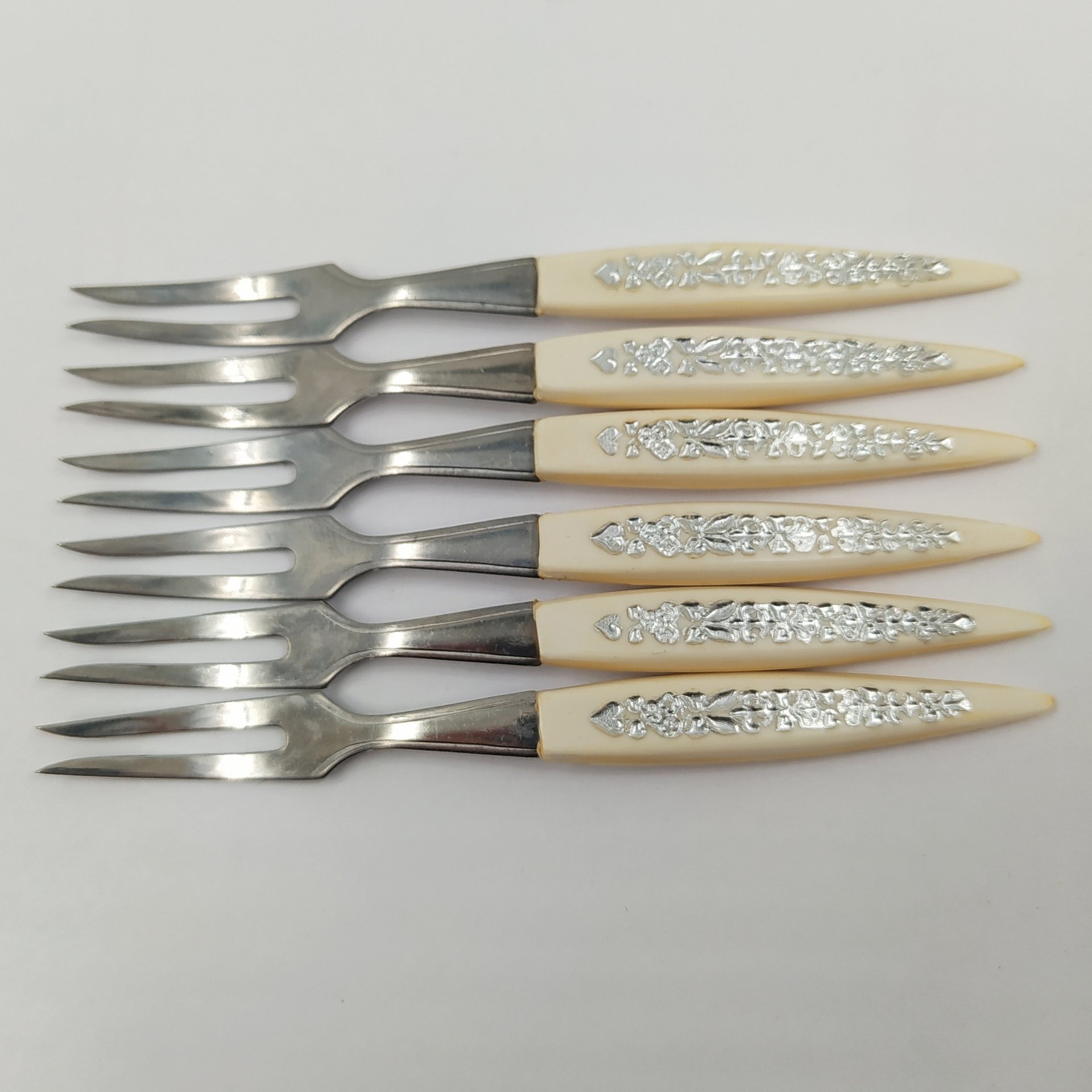 Набор из шести вилочек для лимона, сталь, пластик, СССР, 1970-1990 гг.