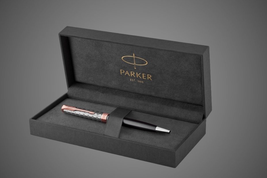 Шариковая ручка Parker Sonnet Premium Metal & Grey Lacquer PGT, стержень: M, цвет чернил: black , в подарочной упаковке