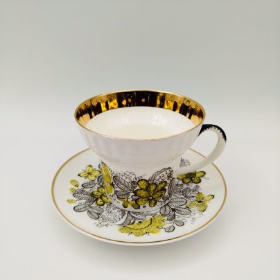 Пара чайная "Русское кружево", автор формы "Волна" Криммер Э.М., автор рисунка Беспалова-Михалева Т.Н.