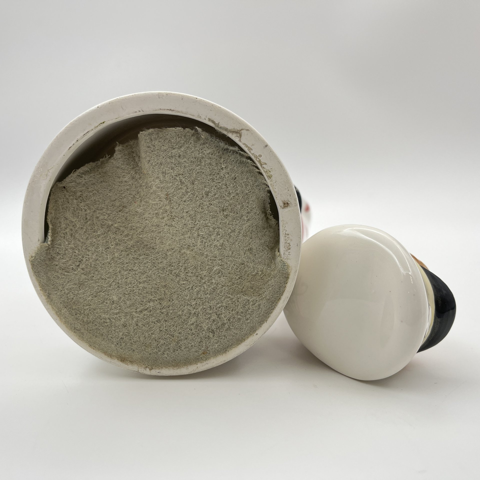 Штоф  "Капитан и юнга", фаянс, роспись, Азия, 2000-2010 гг.