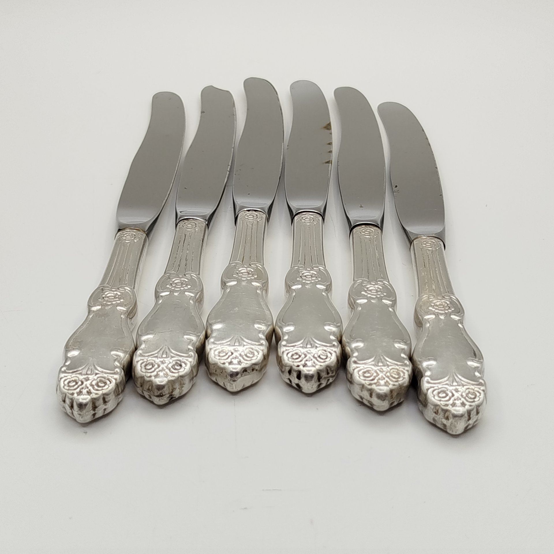 Набор из шести ножей "Серебряная роза"