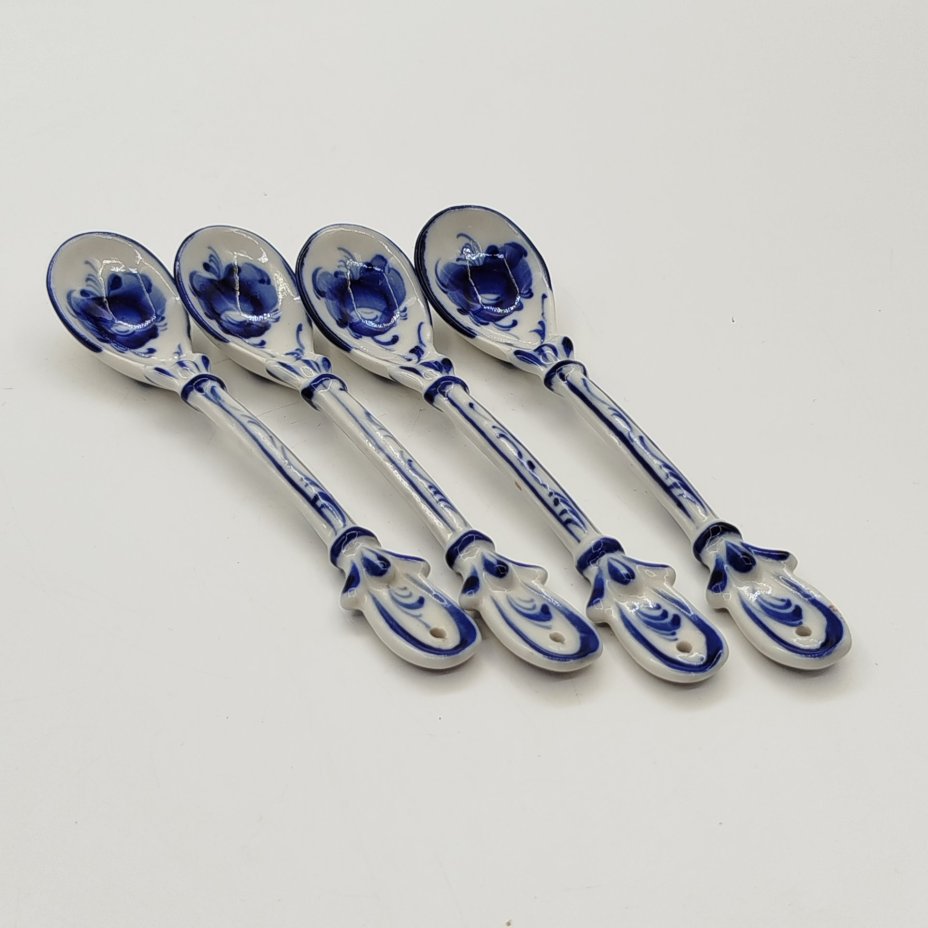 Набор из 4-х чайных ложек с цветочным декором, Гжель