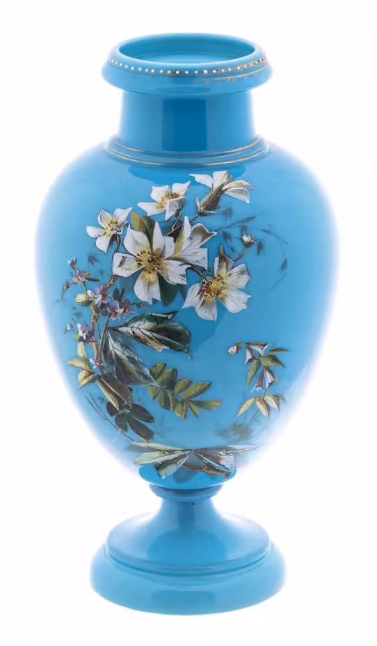 Ваза с изображением букета цветов, стекло, эмаль, Российская Империя, 1900-1917 гг.