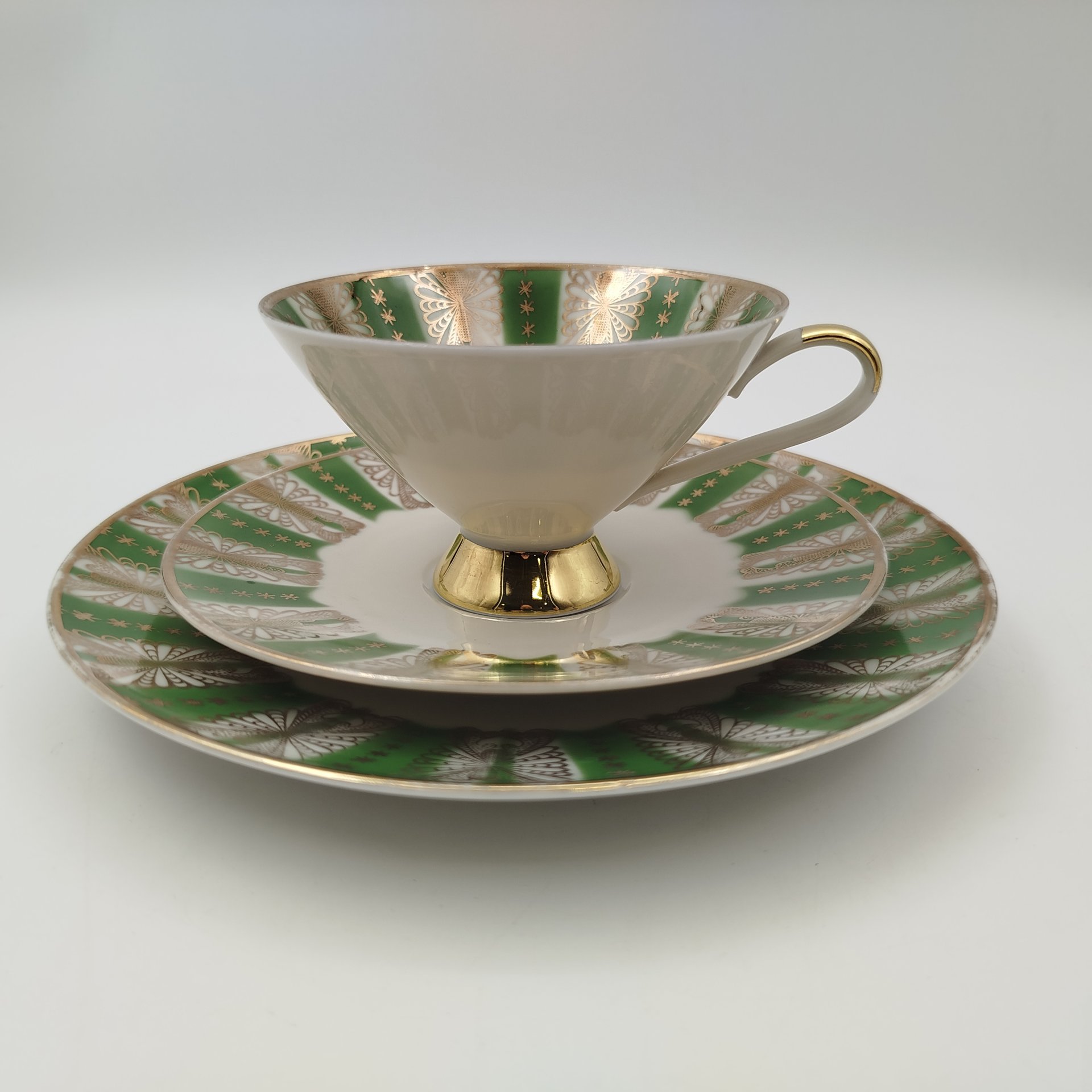 Чайное трио с абстрактным орнаментом, Winterling factories distributing company, фарфор, золочение, Германия, 1960-1970 гг.