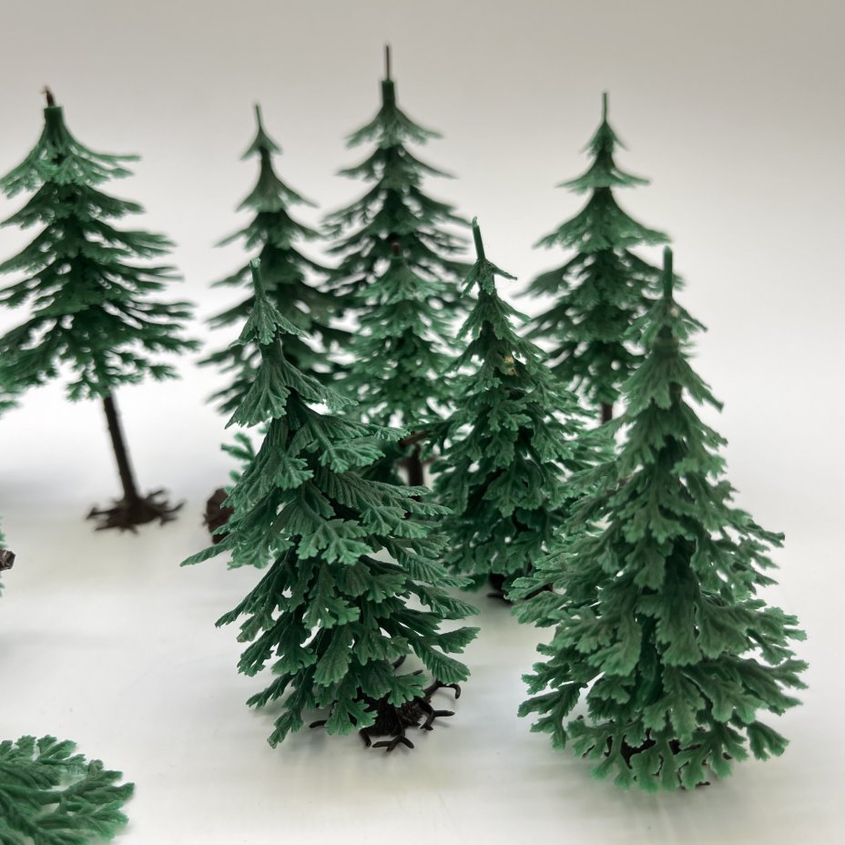 Набор елей для модели железной дороги Noch 15 штук