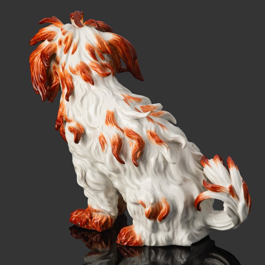 Статуэтка "Болонка", модель №2880, автор модели - Иоганн Иоахим Кендлер (Johann Joachim Kändler), фарфор, роспись надглазурная, Meissen (Мейсенский фарфор), Германия, 1900-1930 гг.