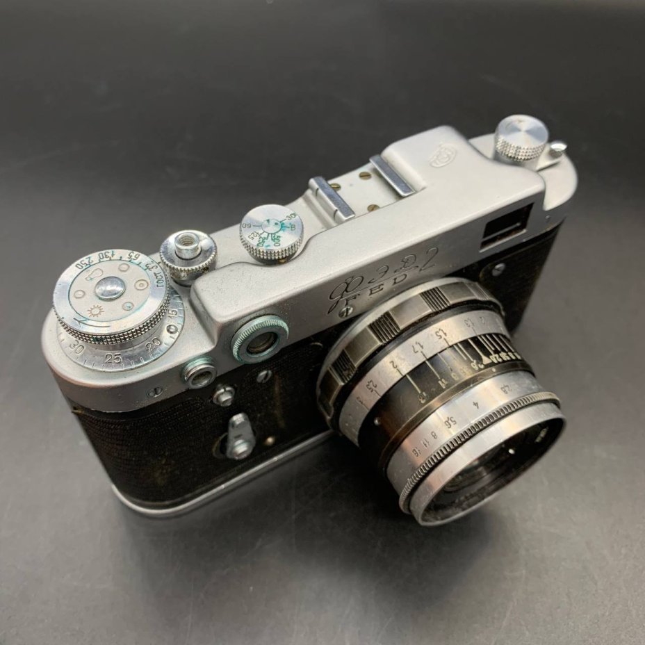 Фотоаппарат пленочный "ФЭД-2" в оригинальном кофре, Харьковский машиностроительный завод им. Дзержинского (ФЭД)