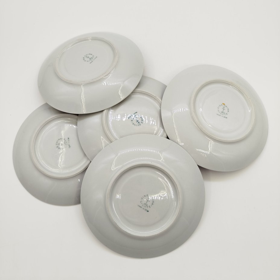 Набор блюдец цвета фуксии на 5 персон