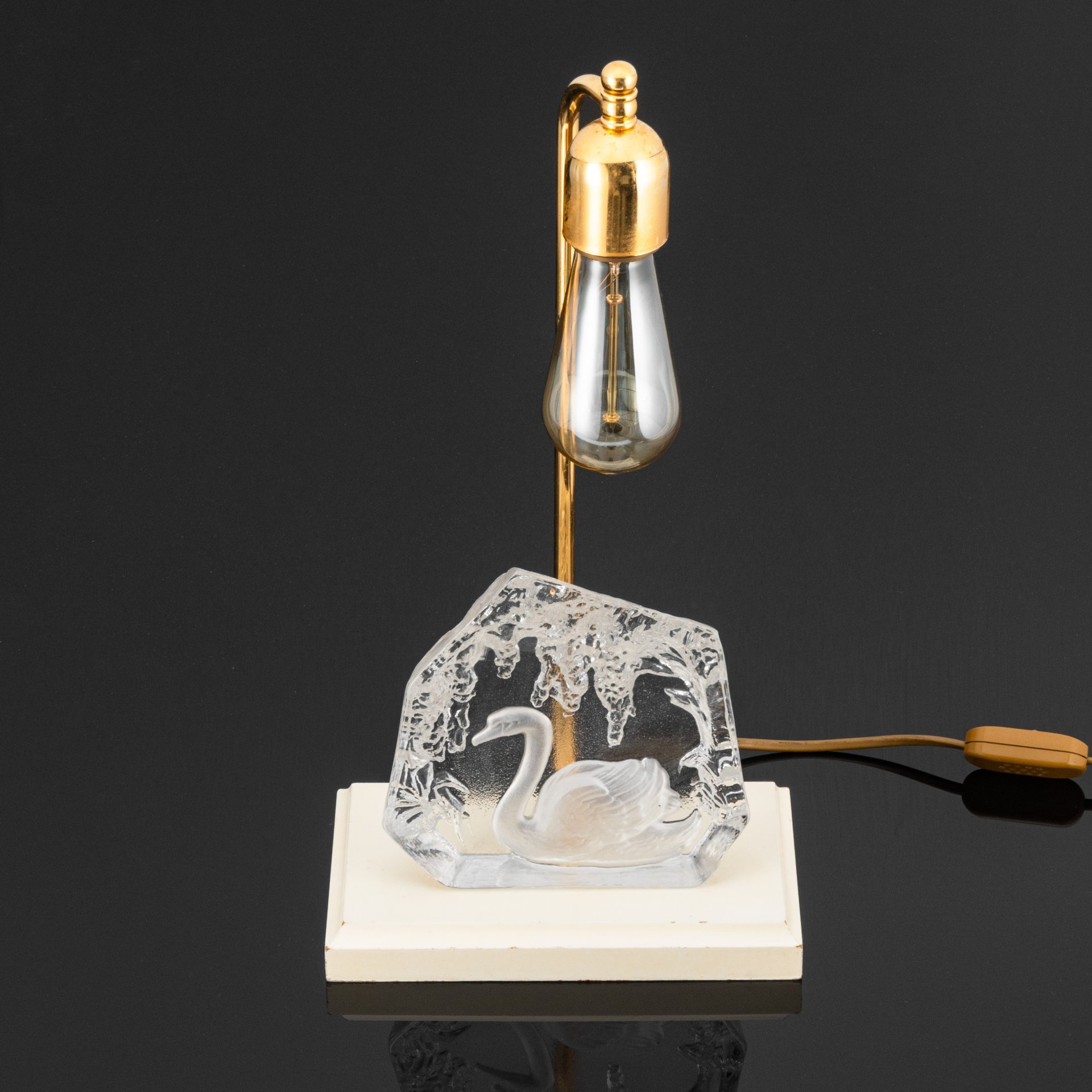 Лампа настольная "Лебедь"