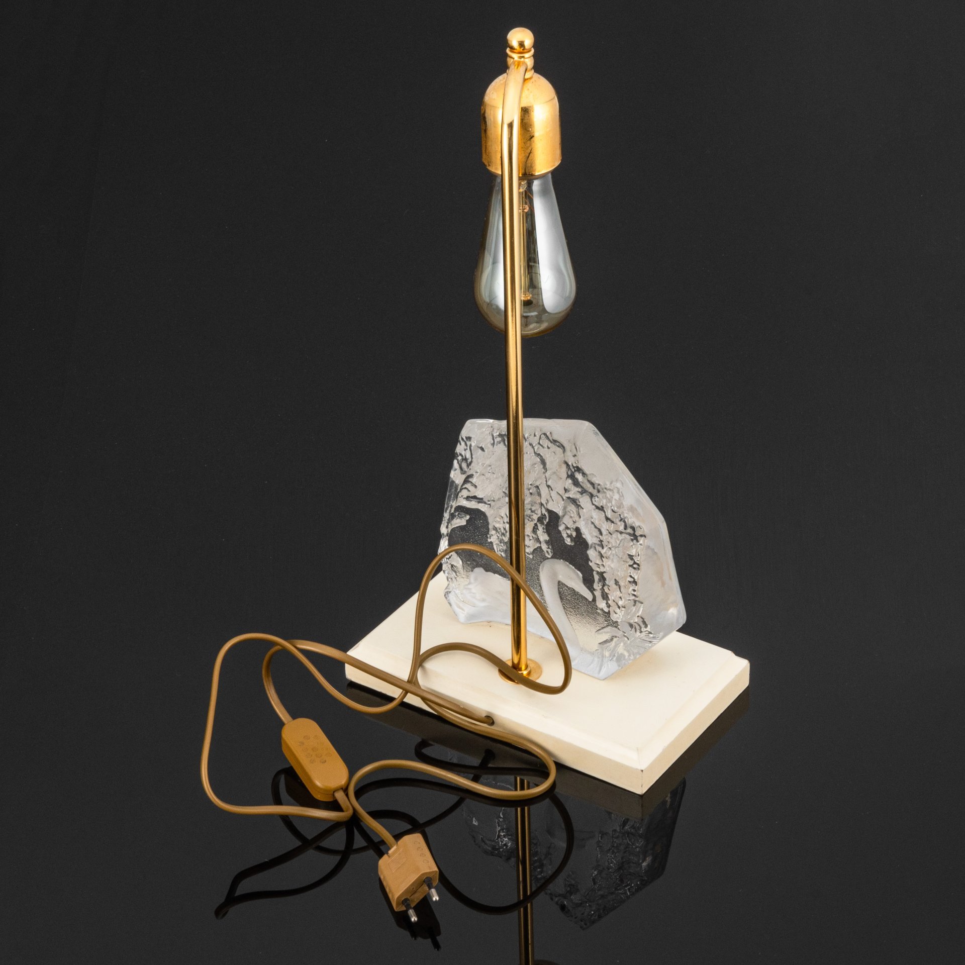 Лампа настольная "Лебедь"