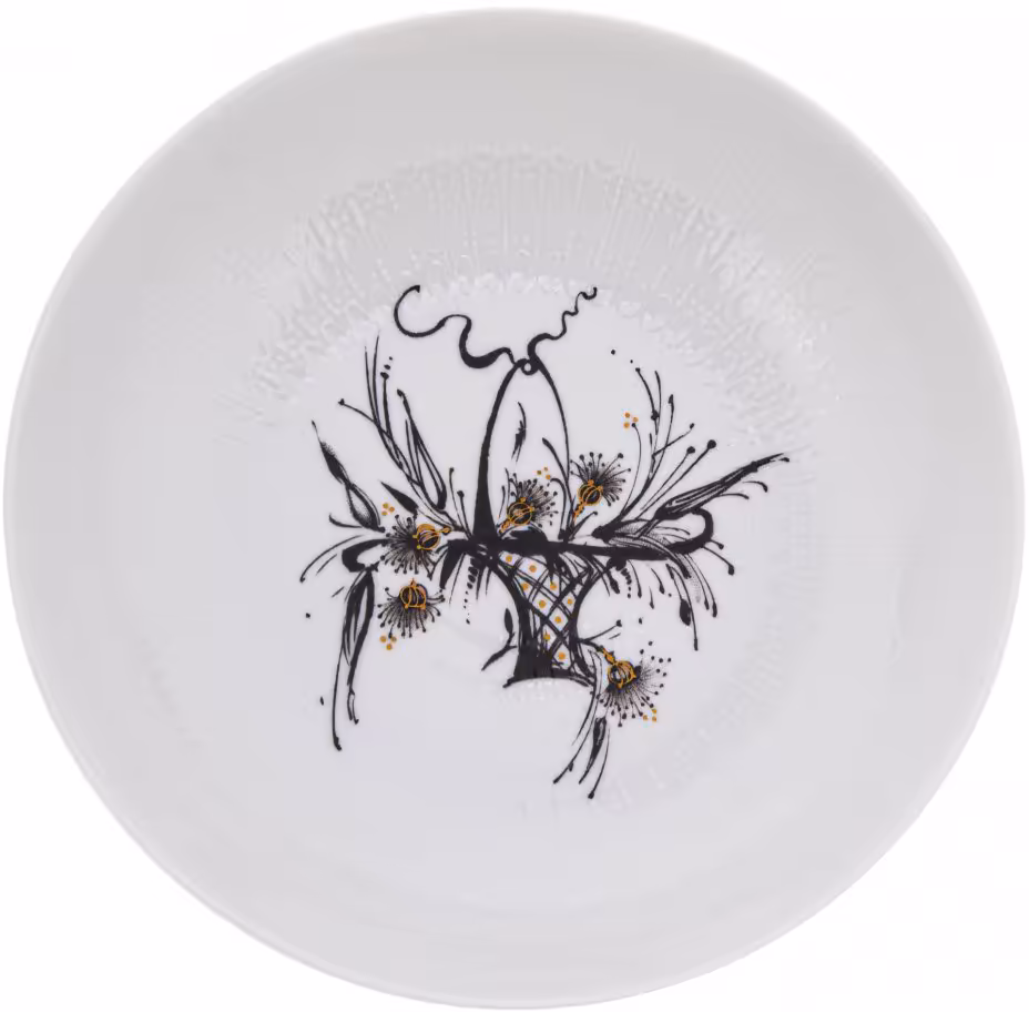Тарелка "Цветы" из дизайнерской серии"Studio-Line", фарфор, деколь, мануфактура "Rosenthal", Германия, 1861-1990 гг., Rosenthal (Розенталь)
