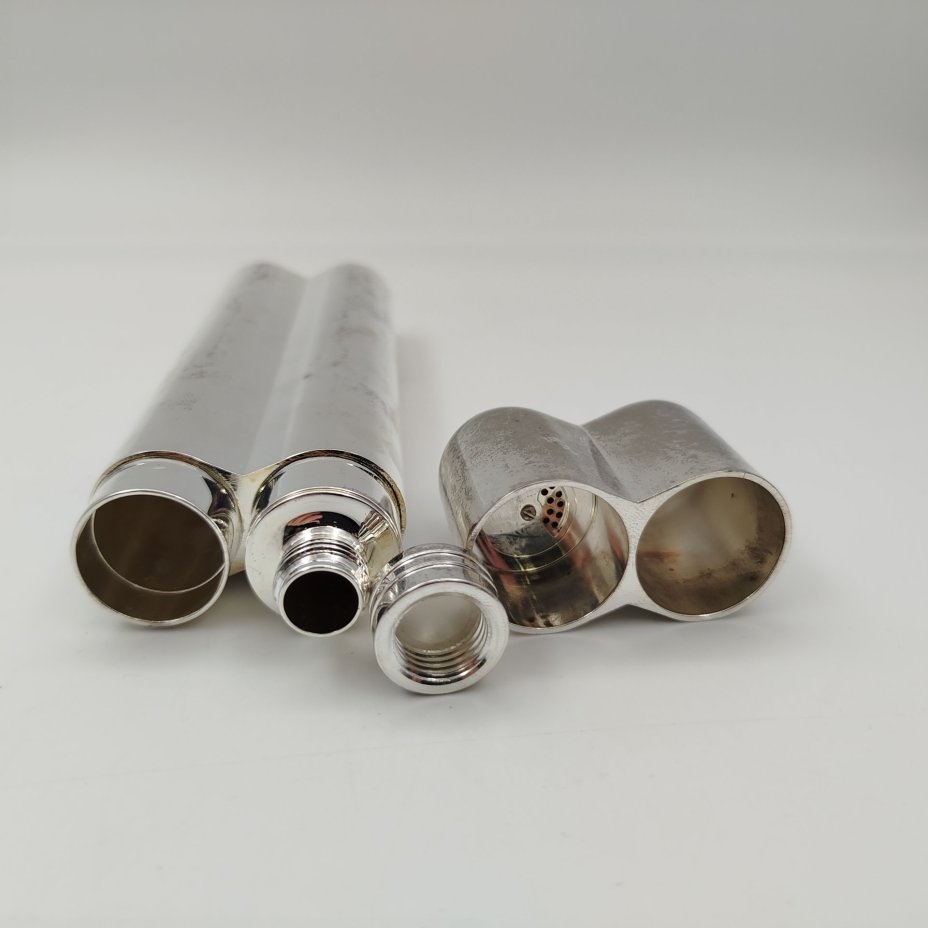 Тубус для сигары с флягой