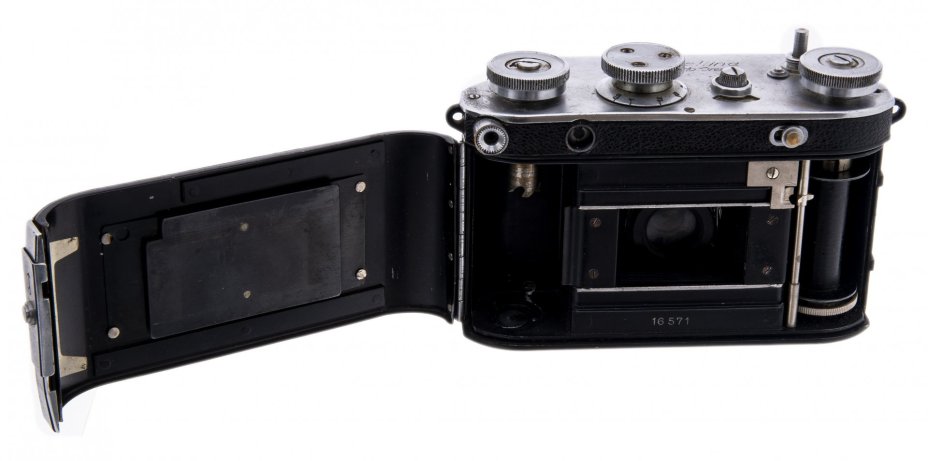 Подборка из 3 пленочных фотоаппаратов "Kodak Retina II", "Dollina Certo Dresden", "Minifex", сплав металла, кожа, Германия, 1930-1950 гг.