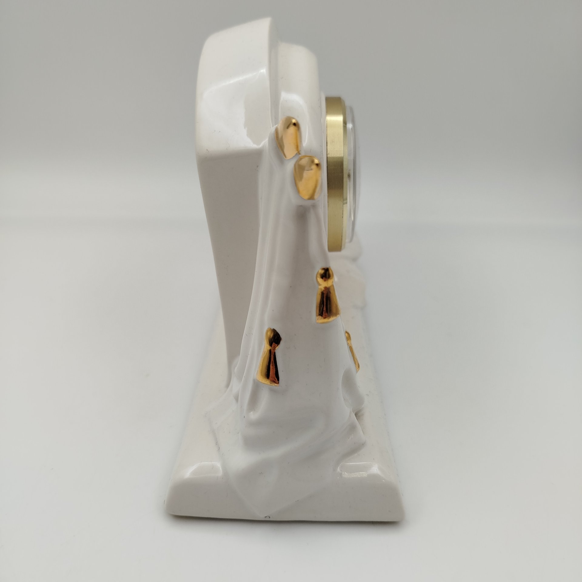 Часы настольные, выполненные в стиле ампир, Большая медведица, фарфор, золочение, Российская Федерация, 2000-2020 гг.