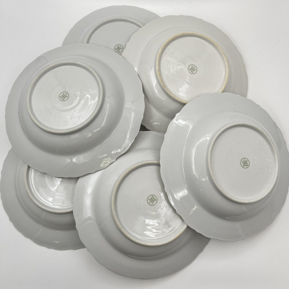 Набор из 6-ти суповых тарелок, украшенных изображением розы, фарфор, деколь, золочение, Kahla, ГДР, 1968-1987 гг.