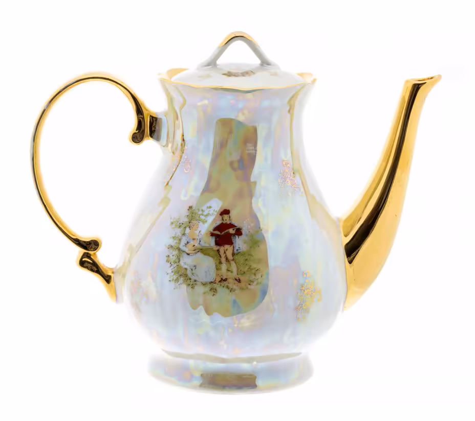 Чайник  "Мадонна", фарфор, деколь, люстр, золочение, мануфактура "Jugoporcelan Titov Veles", Югославия, 1960-1980 гг., Jugoporcelan Titov Veles