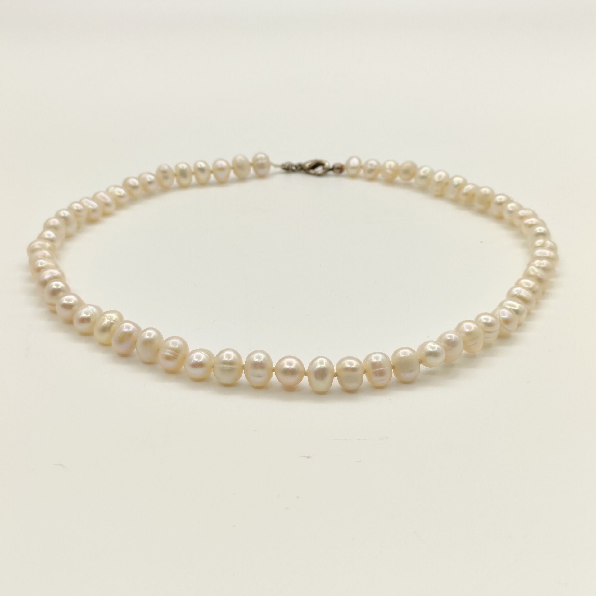 Бусы с бусинами вытянутой формы, металл, культивированный жемчуг, Азия, 2000-2020 гг.