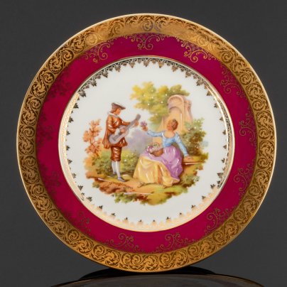 Тарелка настенная с изображением дамы и кавалера, Limoges