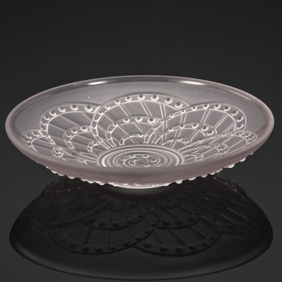 Блюдо "Цветок" в стиле Art Deco, автор Jacques Landier, стекло, пресс, Франция, 1920-1940 гг.