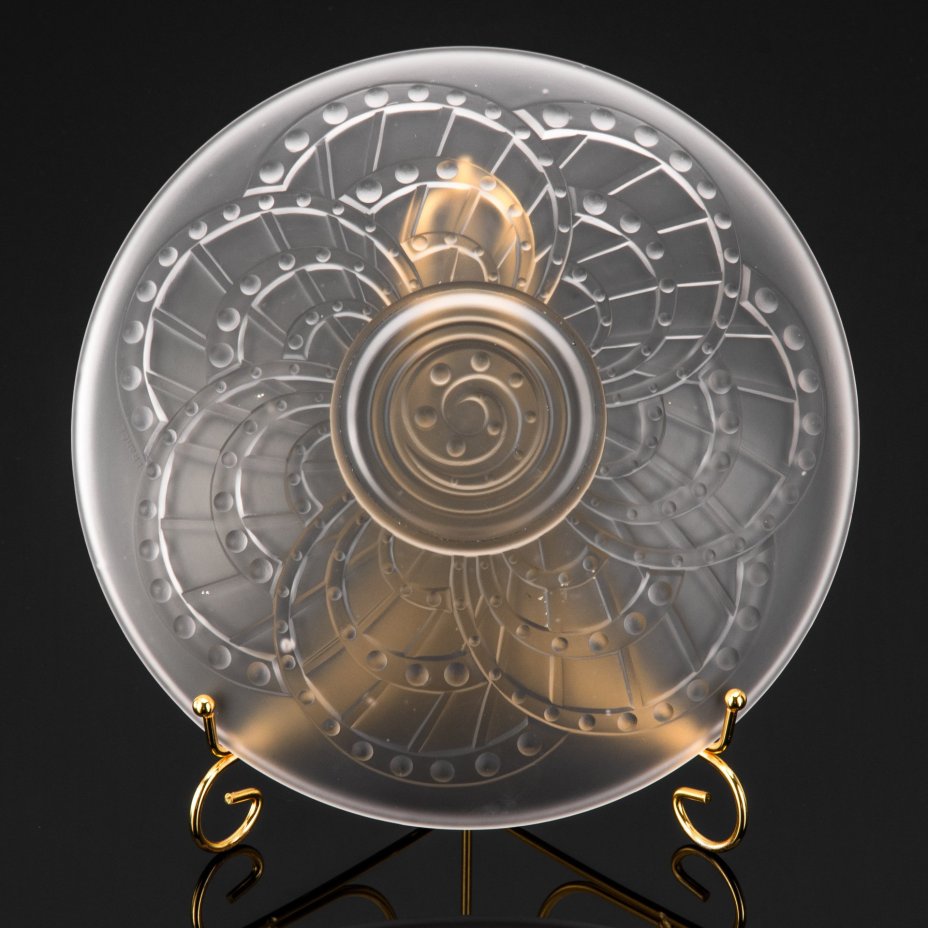 Блюдо "Цветок" в стиле Art Deco, автор Jacques Landier, стекло, пресс, Франция, 1920-1940 гг.