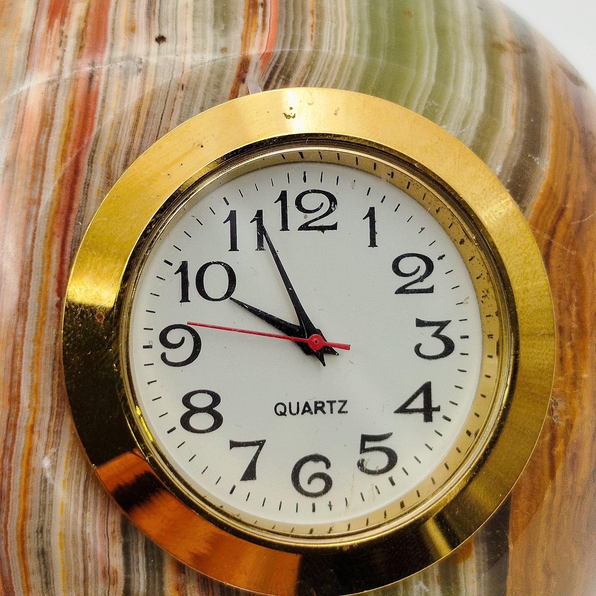 Часы настольные в форме яблока, оникс, металл, Азия, 2000-2015 гг.