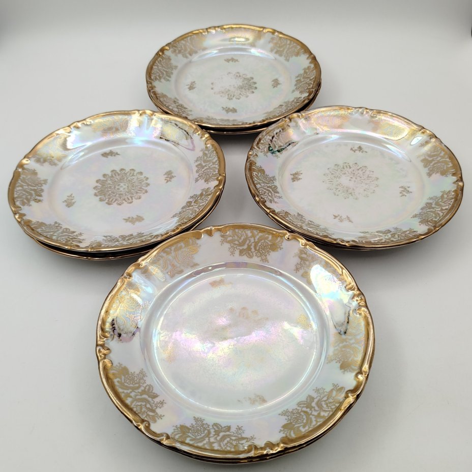 Набор чайный на 8 персон, украшенный цветочным декором (26 предметов), фарфор, деколь, золочение, люстр, Roschützer Porzellanfabrik Unger & Schilde, Германия, 1948-1968 гг., Roschützer Porzellanfabrik Unger & Schilde