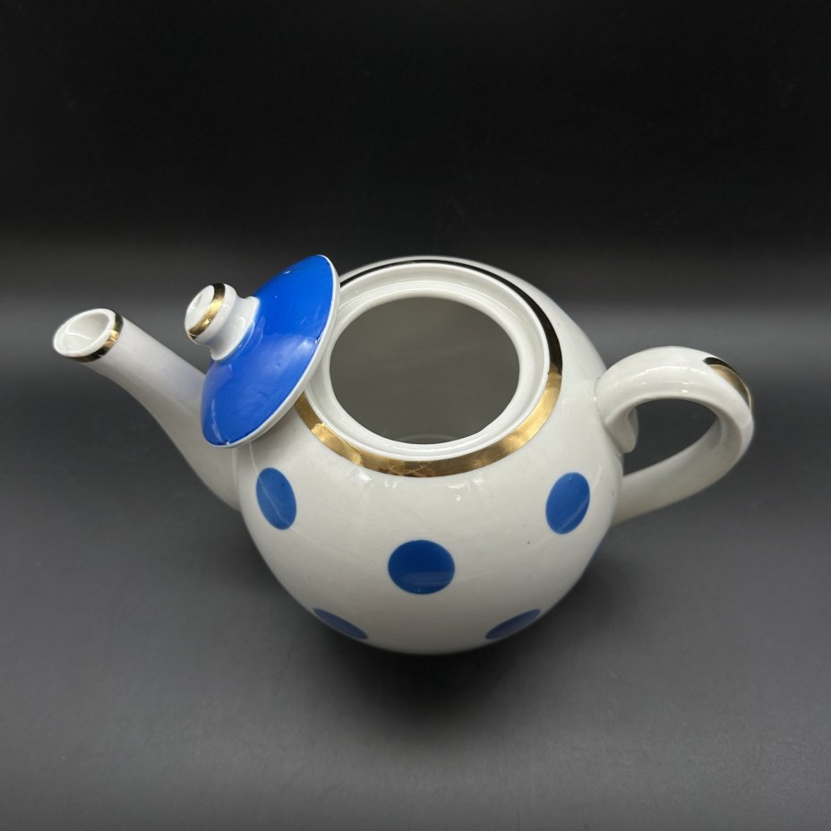 Чайник доливной с декором в горошек, фарфор, золочение, деколь, Кузяевский фарфоровый завод, СССР, 1974 г., Кузяевский фарфоровый завод