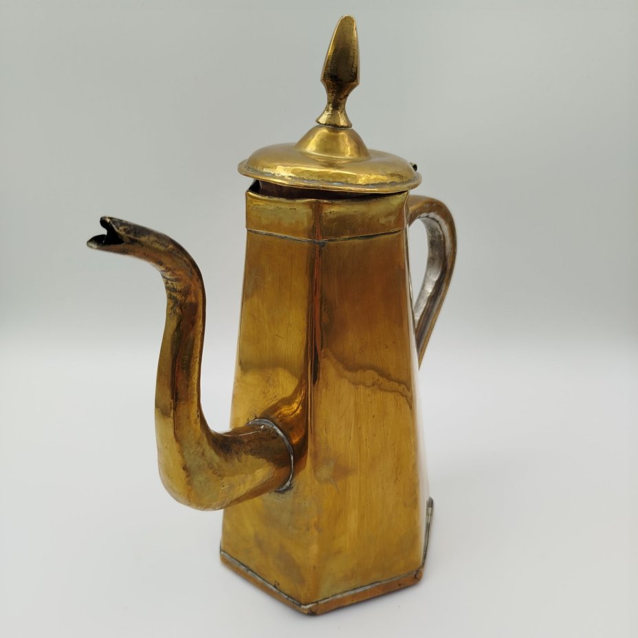 Кофейник граненой формы, латунь, лужение оловом, Западная Европа, 1930-1960 гг.