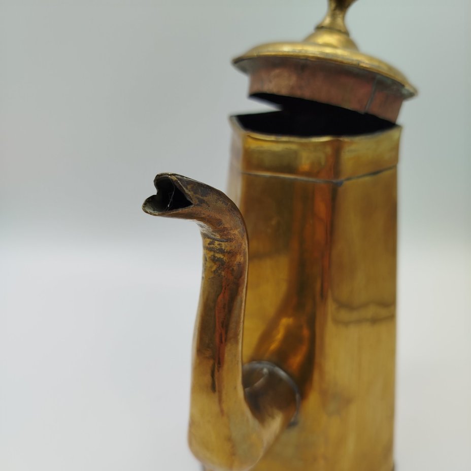 Кофейник граненой формы, латунь, лужение оловом, Западная Европа, 1930-1960 гг.