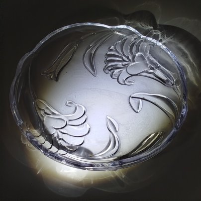 Блюдо сервировочное (конфетница) с рельефным цветочным декором, стекло, пресс, Soga Glass, Япония, 2000-2010 гг.