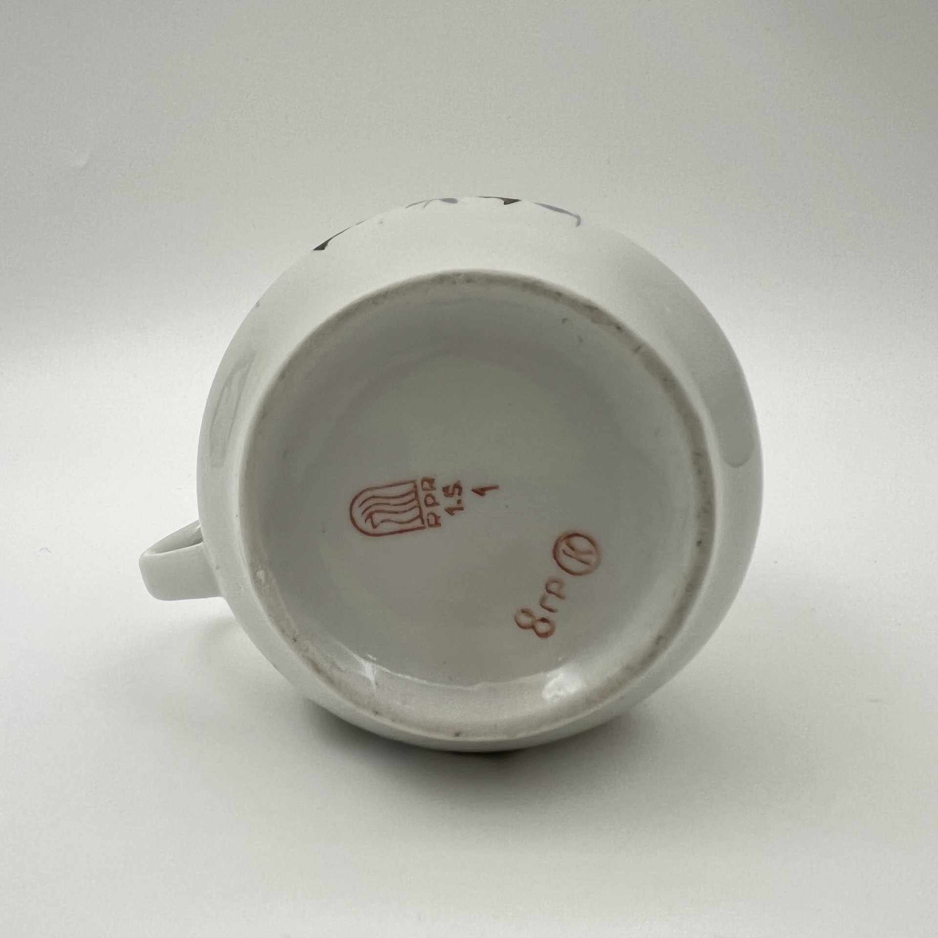 Сервиз чайно-кофейный на 5 персон (13 предметов)с цветочным декором, фарфор, деколь, золочение, Рижский фарфорово-фаянсовый завод, СССР, 1970-1980 гг.