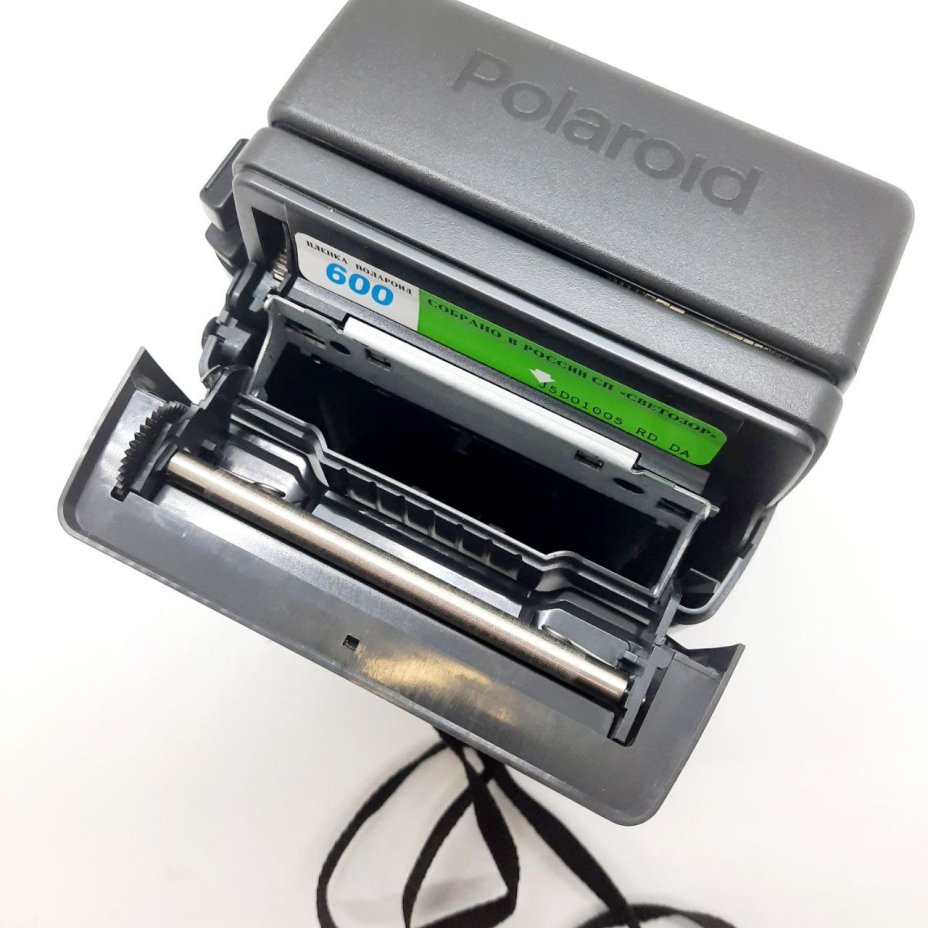 Фотоаппарат мгновенной печати "Polaroid 636 Close Up" в оригинальной коробке, Polaroid